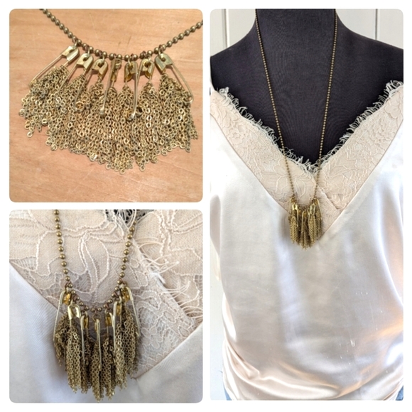 Safety Pin mesh chain necklace - Picture 1 of 7